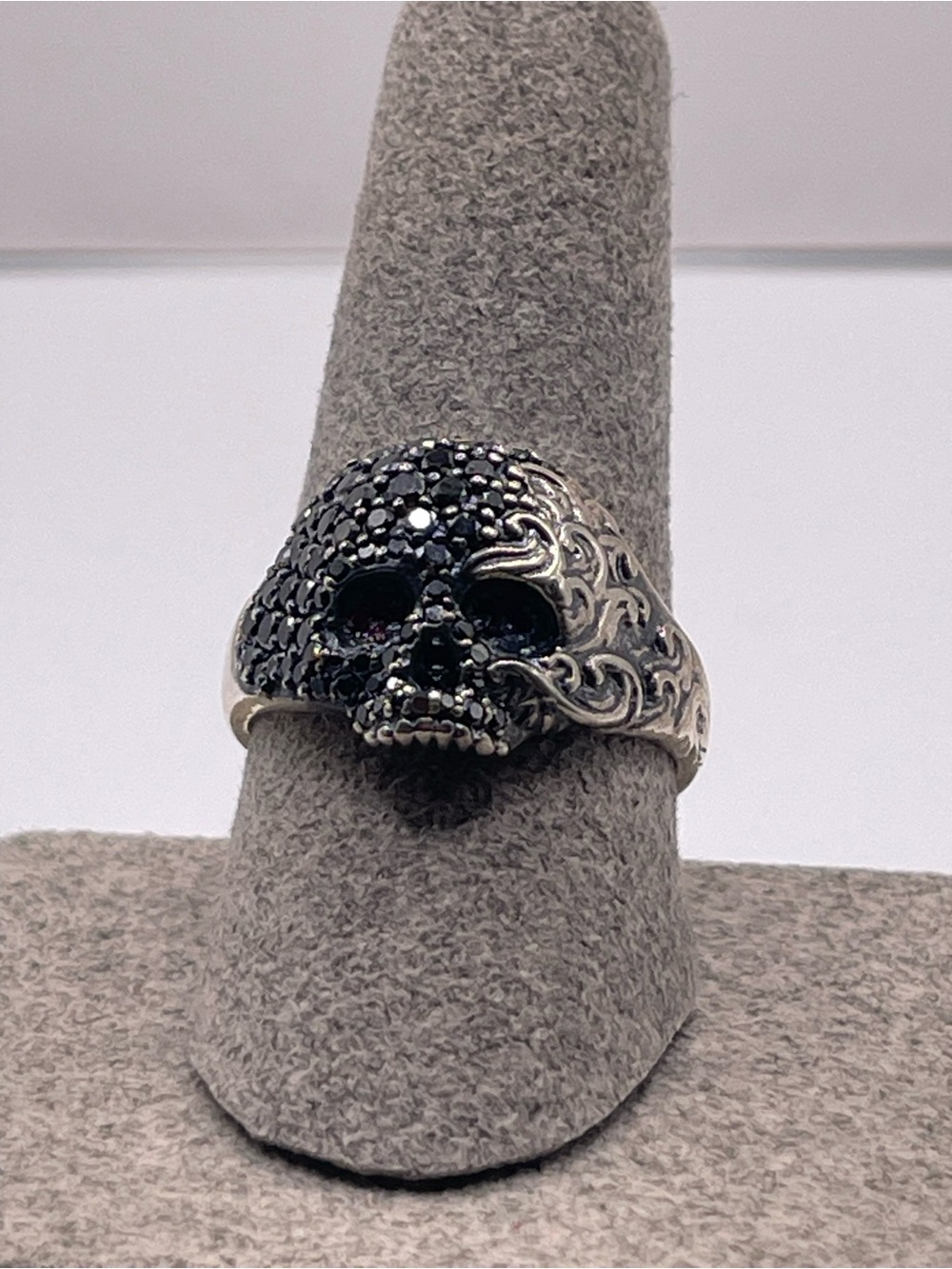 David Yurman Sterling Silver Skull Ring with Black Diamonds and Rubies - Picture 2 of 16